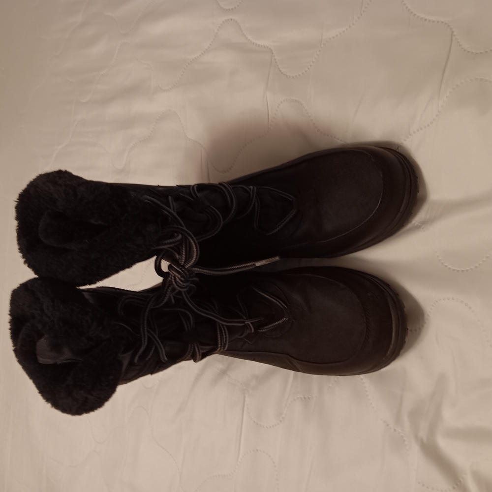 Women's Black Winter Boots
